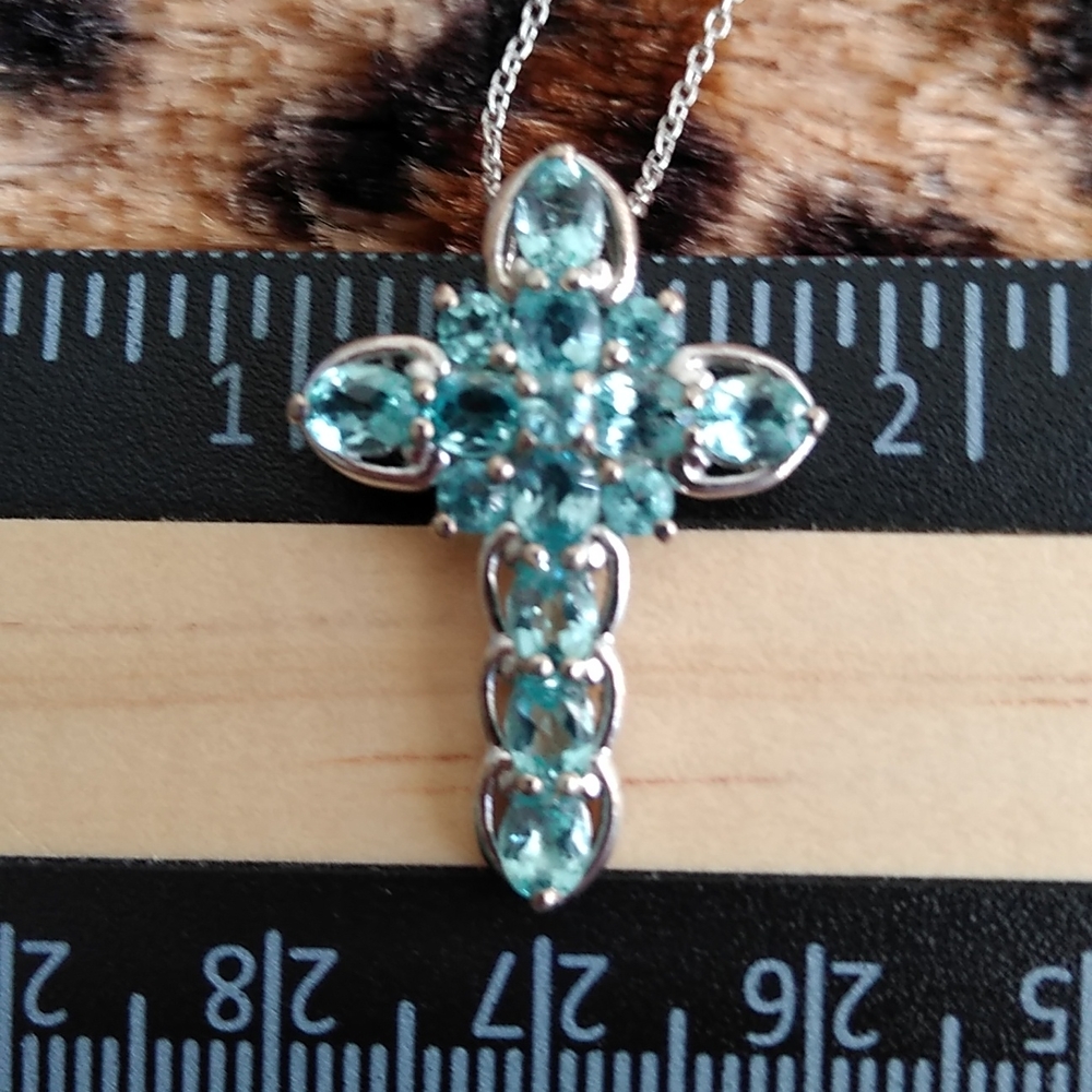 MADAGASCAR PARAIBA APATITE CROSS - Picture 3 of 9